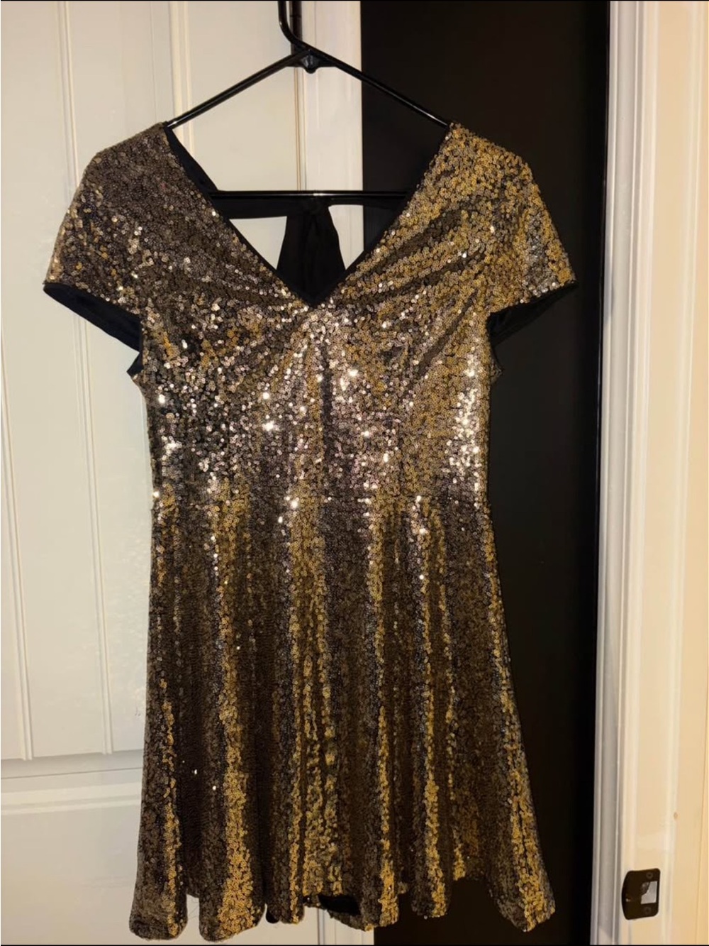 Lulu's Gold Sequin V-Neck Mini Dress